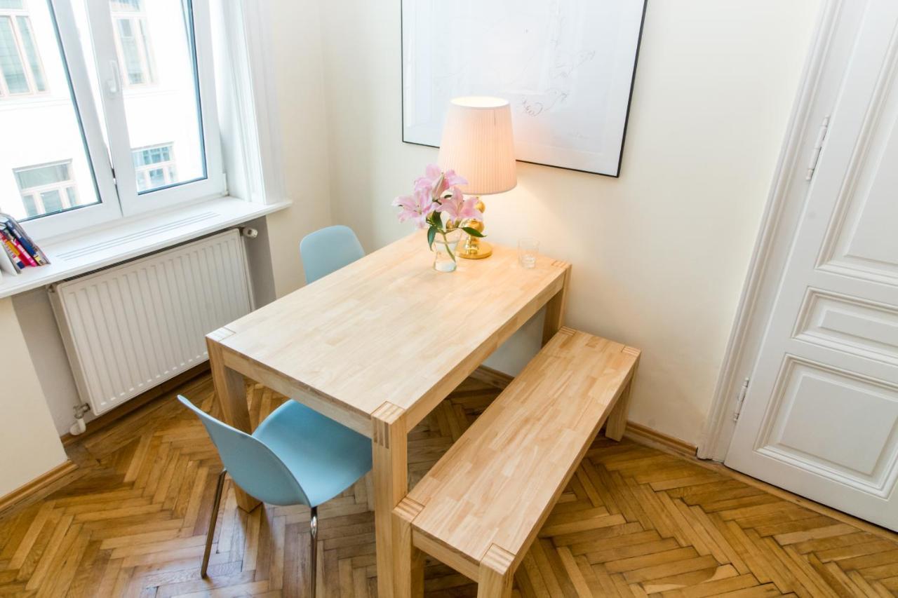 Beautiful Viennese Apartment Exterior foto